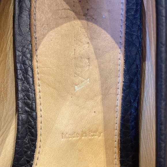 Authentic Prada loafer black leather with gold detail women’s size 37 1/2 - Picture 8 of 9